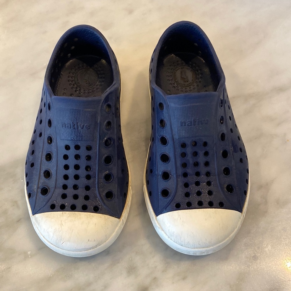 Toddler Native shoes size 7